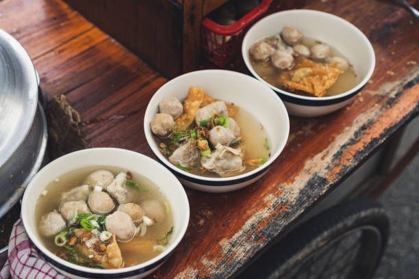 promosi usaha bakso kekinian