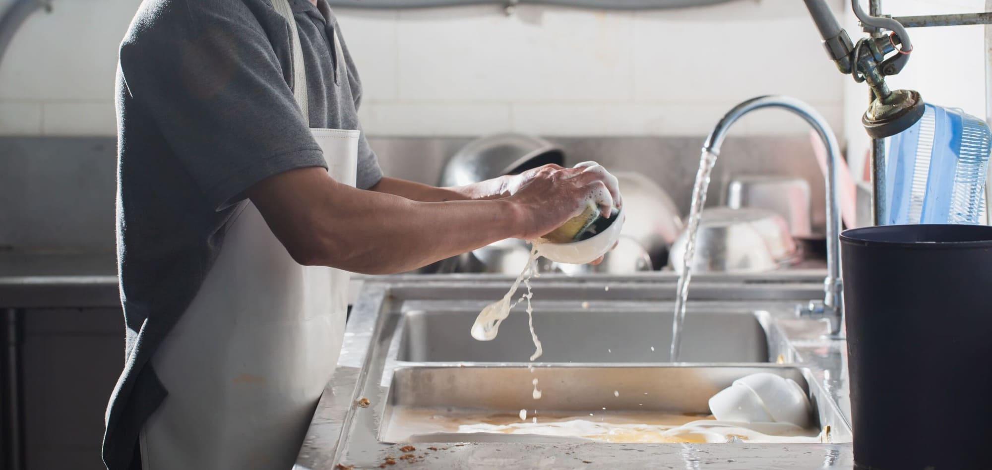praktik sanitasi dapur institusi