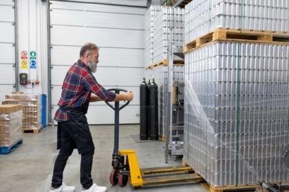 hand pallet cocok untuk gudang apa
