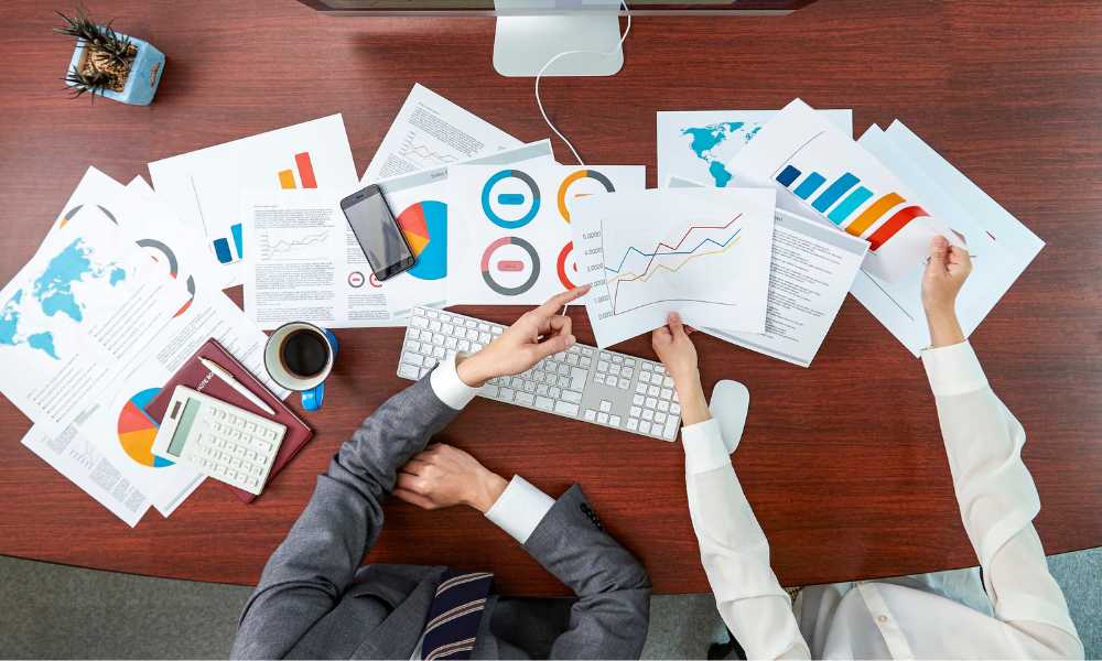 Data administrasi karyawan perusahaan