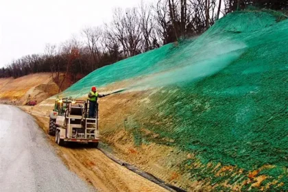 teknik hydroseeding untuk revegetasi tambang